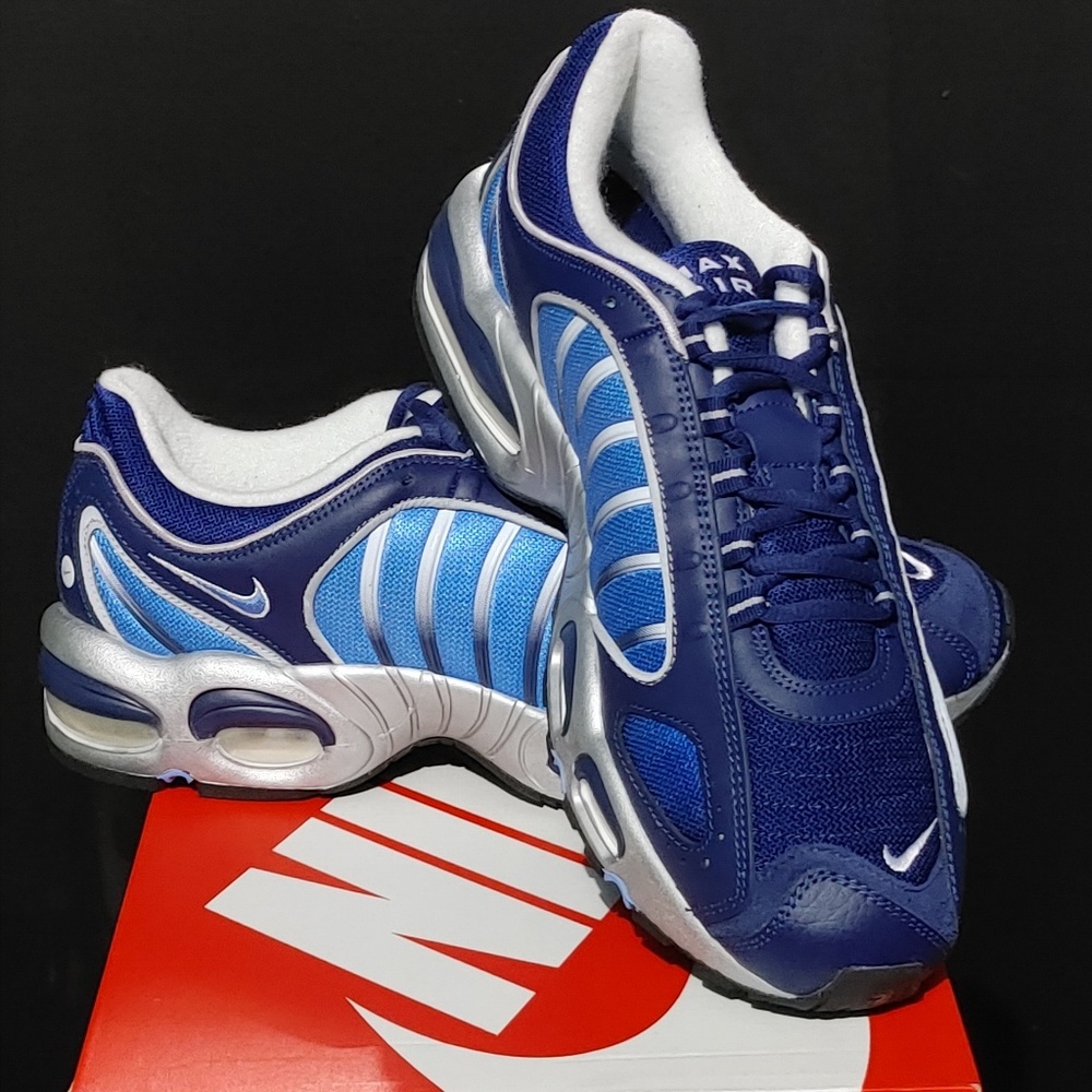 Meet your Posher, Earnest